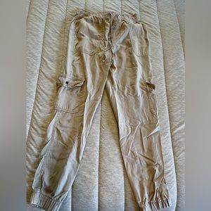 Women’s cargo pants